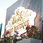 Ruko Boutique Golem (Tirana)