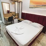 Ruko Boutique 4* Golem (Tirana)