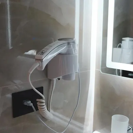 Ruko Boutique Golem (Tirana)