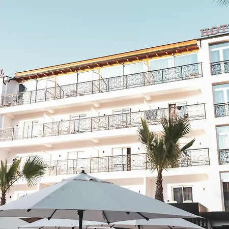 Ruko Boutique Ξενοδοχείο Golem (Tirana)