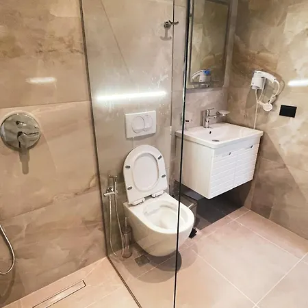 فندق Ruko Boutique 4*