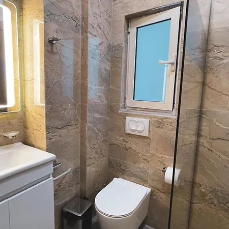 Hotel Ruko Boutique Golem (Tirana)