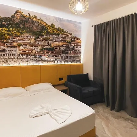 Ruko Boutique Golem (Tirana)