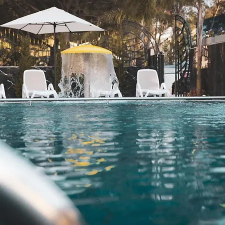 فندق Ruko Boutique 4*