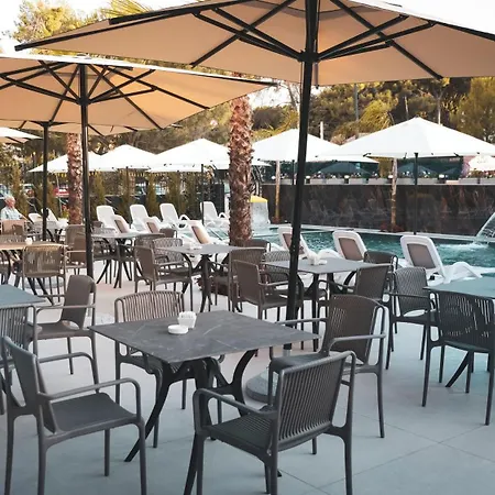 Ruko Boutique Hotel Golem (Tirana)