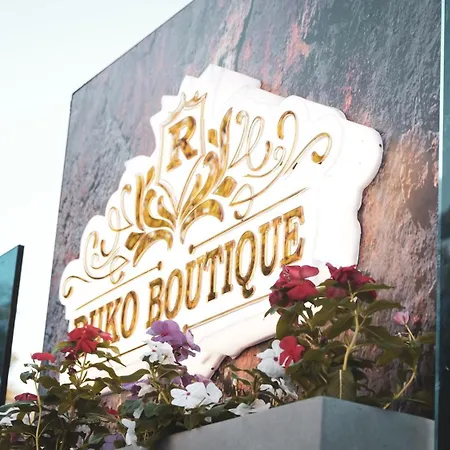 Ruko Boutique Golem (Tirana)